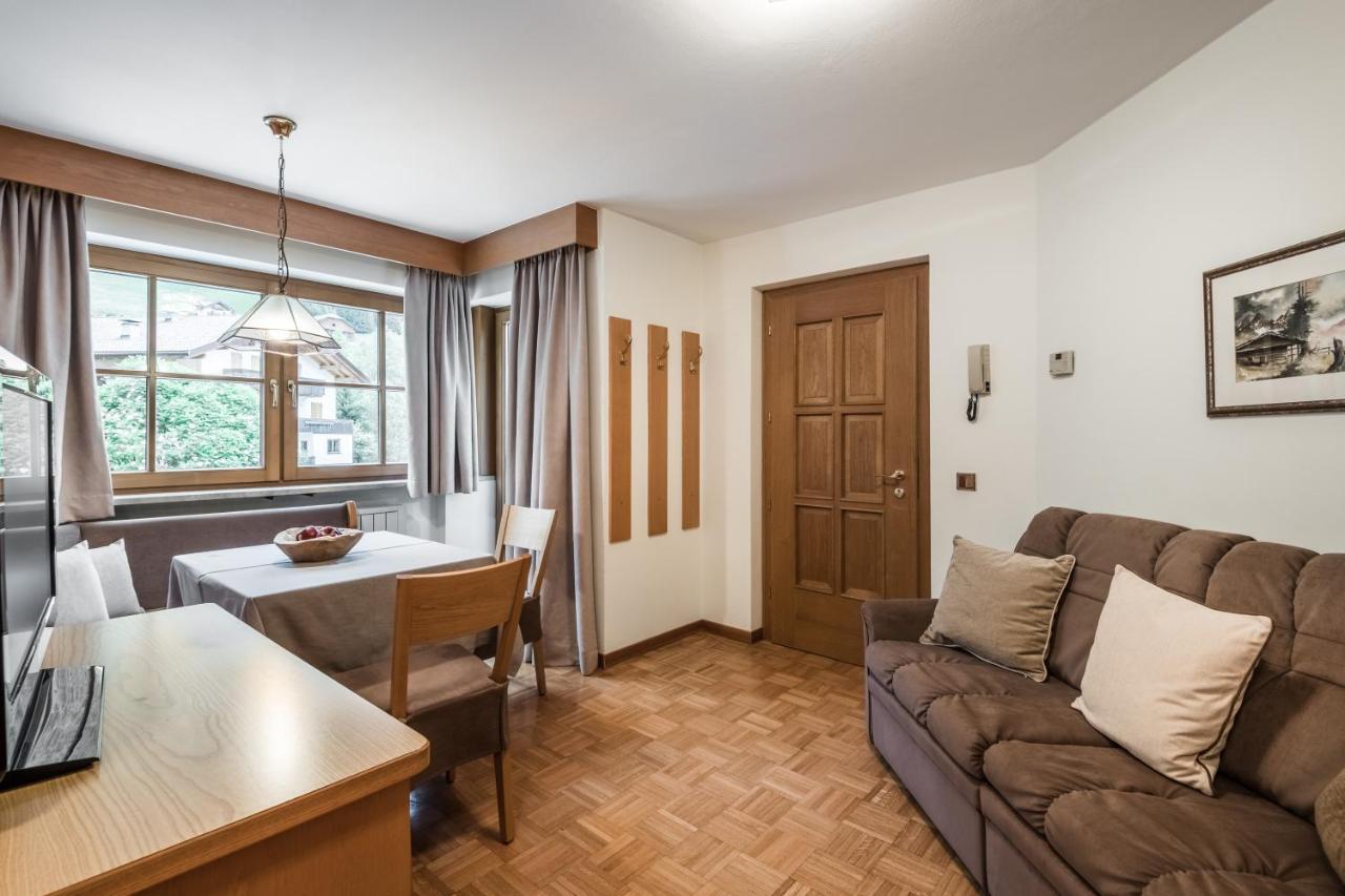 Residence Floralp Colfosco Bagian luar foto