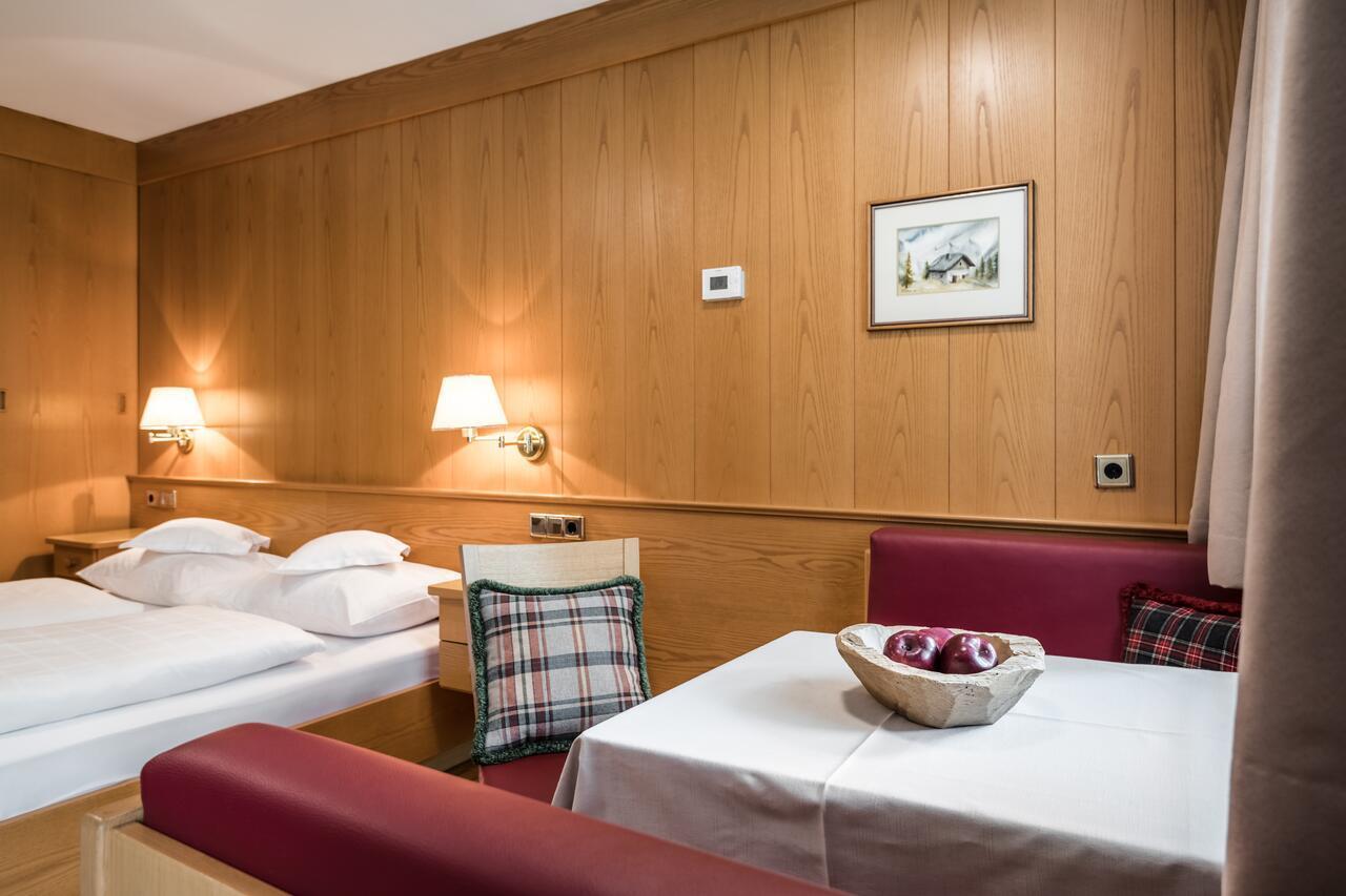 Residence Floralp Colfosco Bagian luar foto