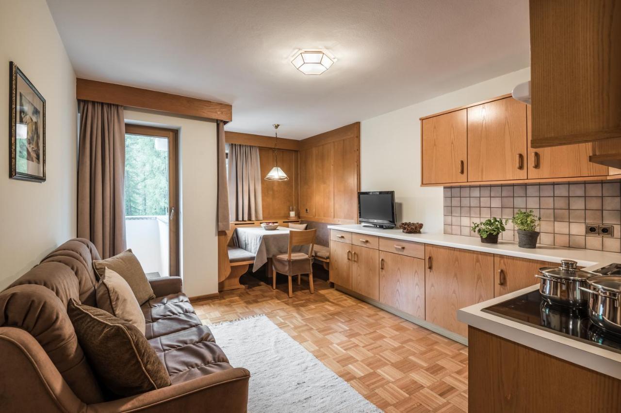 Residence Floralp Colfosco Bagian luar foto