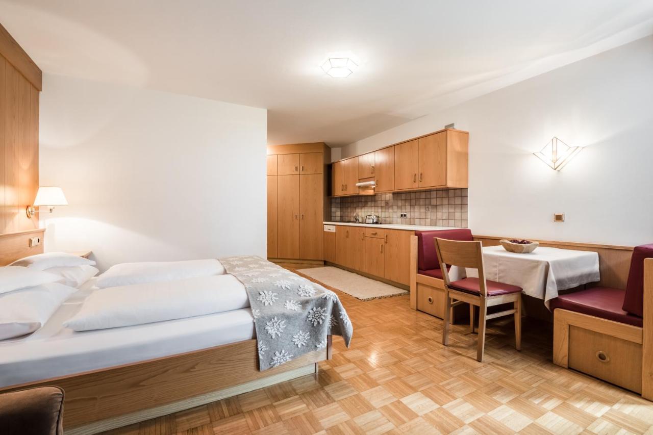 Residence Floralp Colfosco Bagian luar foto