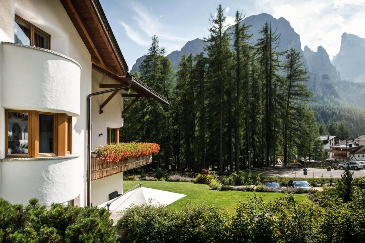 Residence Floralp Colfosco Bagian luar foto