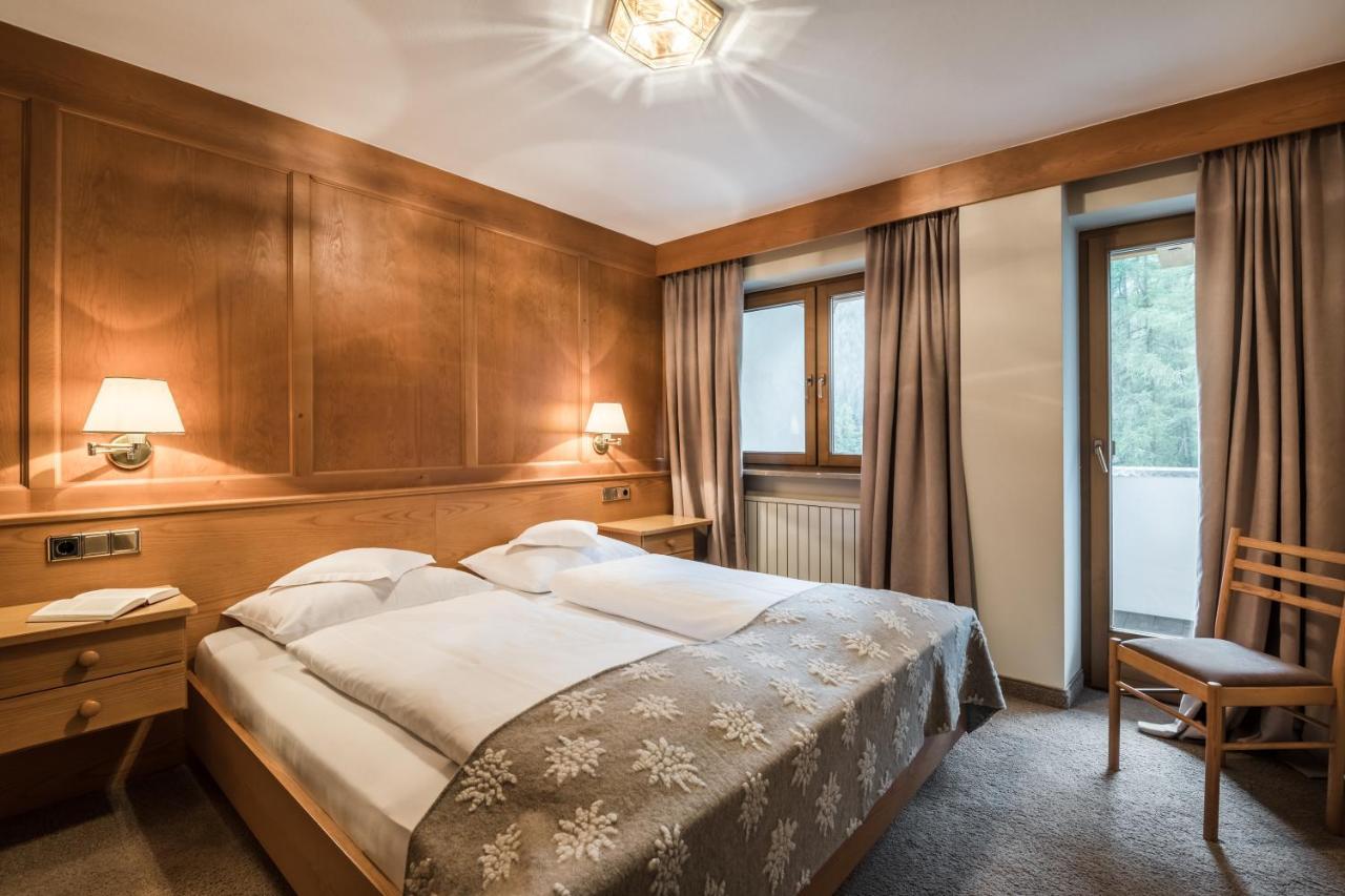 Residence Floralp Colfosco Bagian luar foto