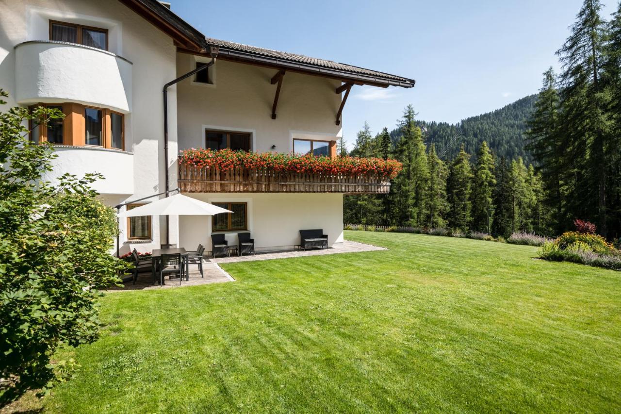 Residence Floralp Colfosco Bagian luar foto