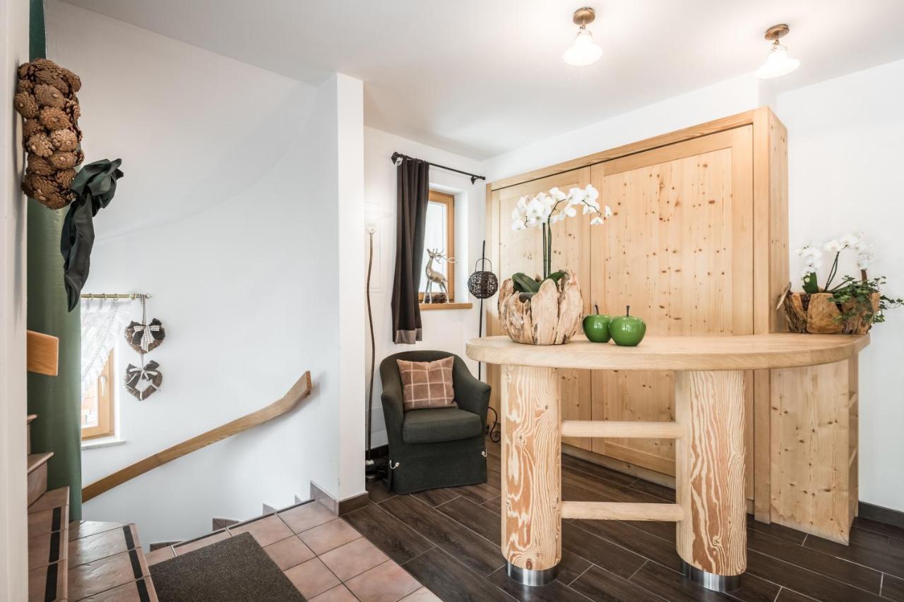 Residence Floralp Colfosco Bagian luar foto